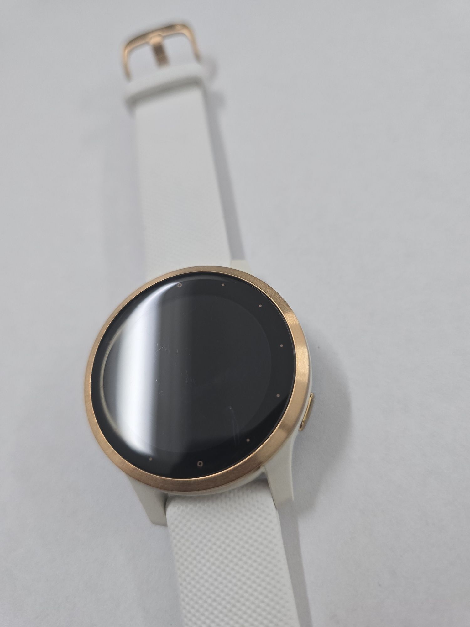 Vendo Garmin Vivoactive 4S (Branco e rosa dourado)
