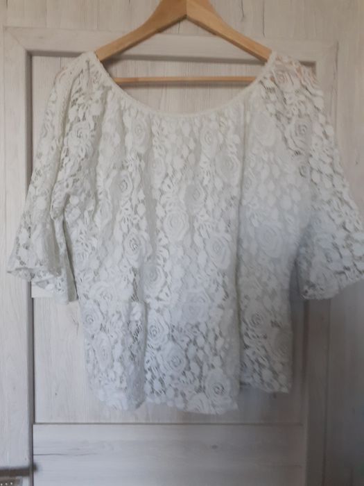Bluzka z koronki