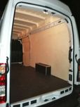 Opel Movano L4H3 Kompleksowa zabudowa przestrzeni ładunkowej busa