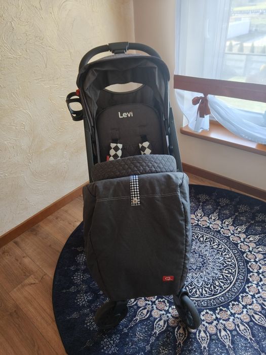Wózek spacerowy Levi