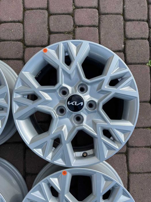Oryginalne alufelgi Kia 5x114,3 16 cali Ceed Optima Carens NOWY MODEL