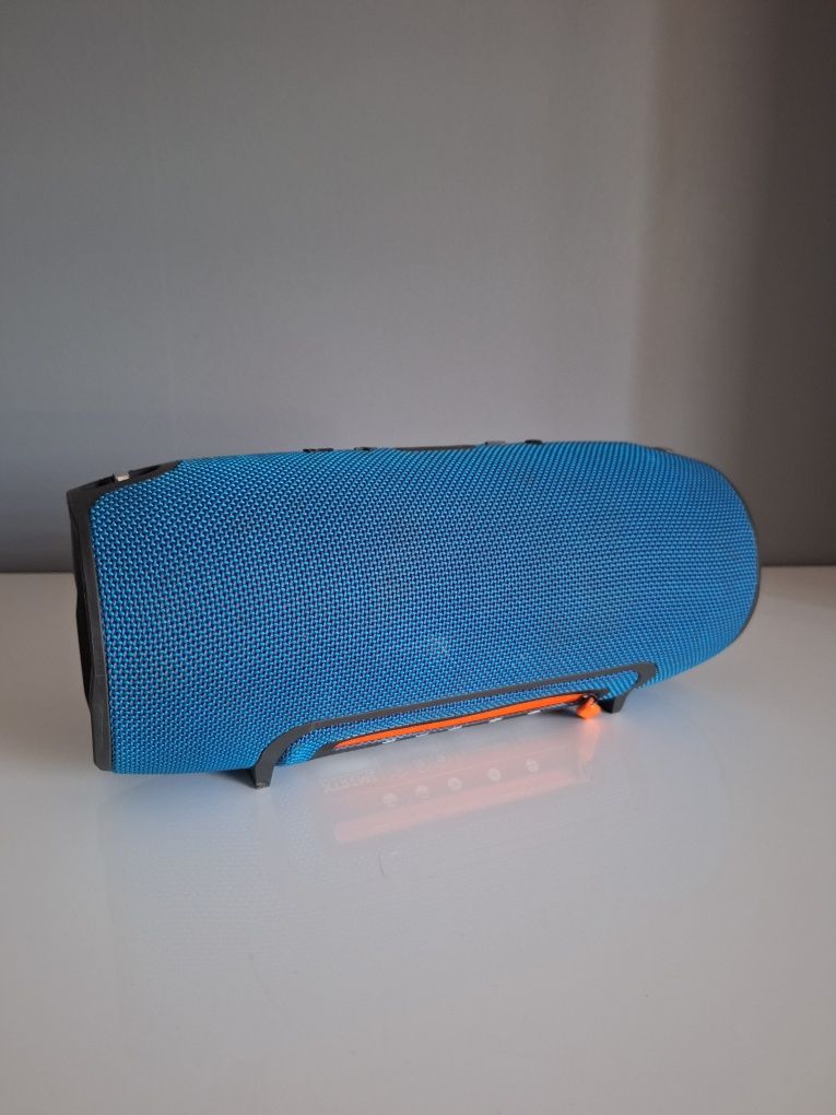 Głośnik bluetooth JBL Xtreme + ładowarka