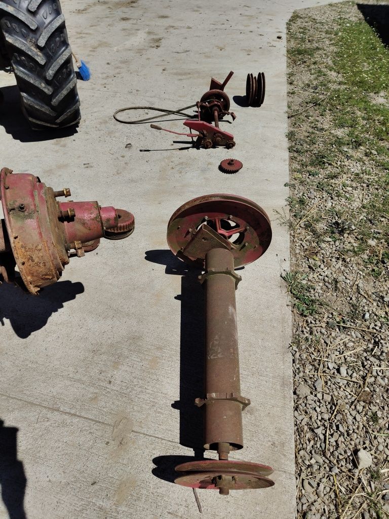 Massey Ferguson 87 oś przednia że skrzynią biegów, oś tylna, wariator