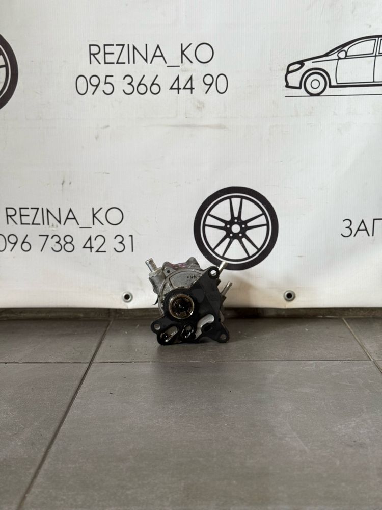 Вакумний насос ТНВД Volkswagen B6 2.0 TDI 2005-2010 р.