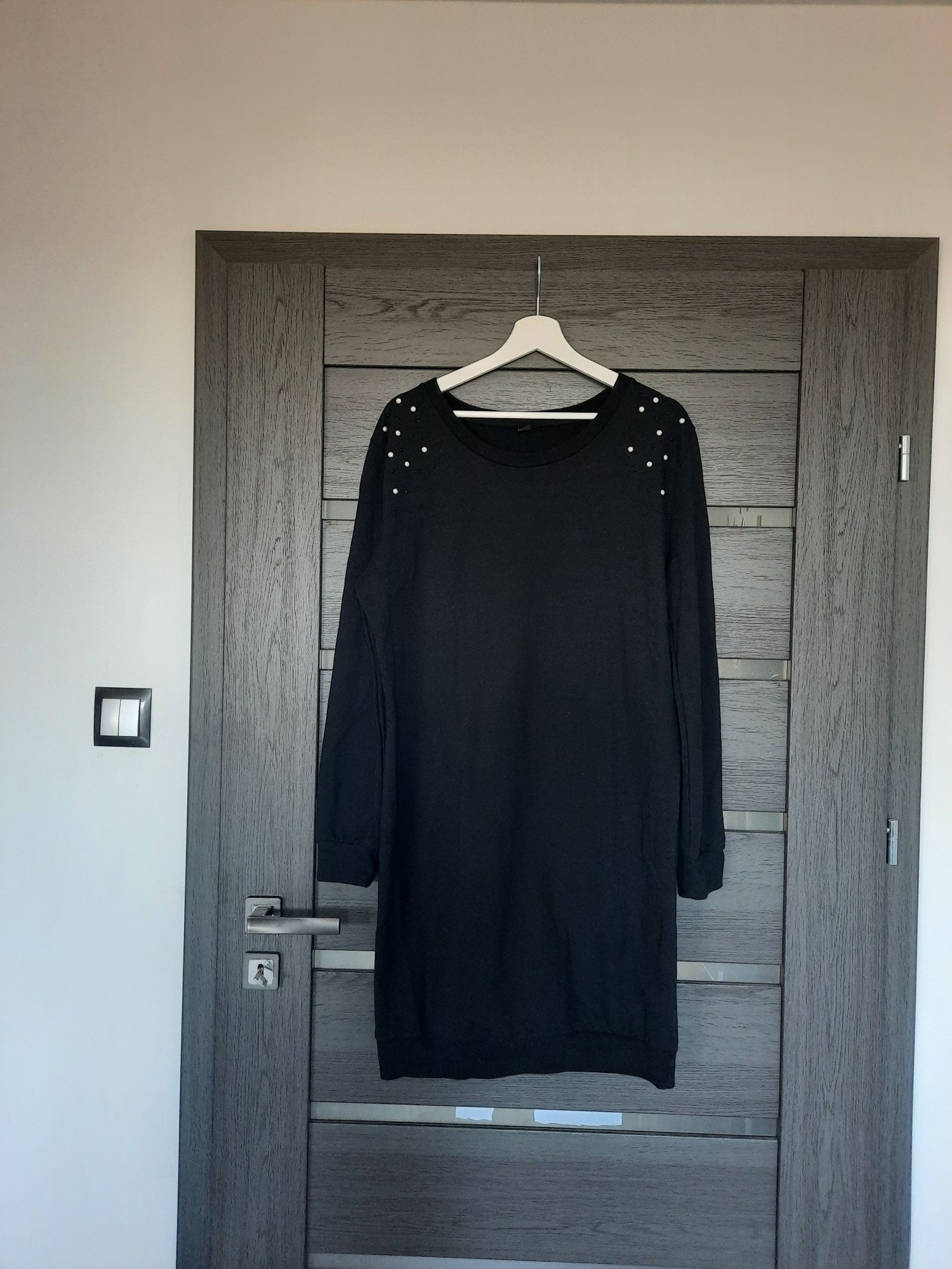 Nowa sukienka czarna L bez metki