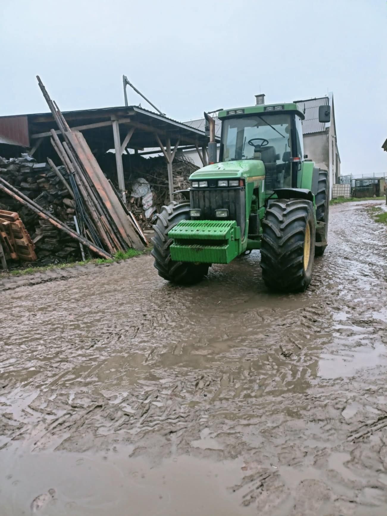 Sprzedam John Deere 8300