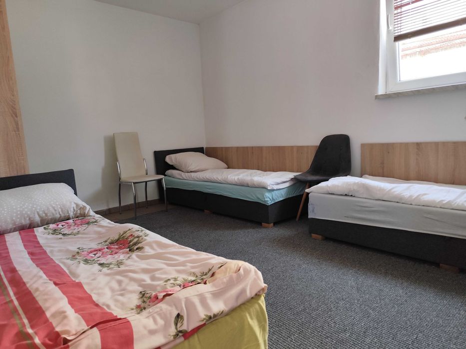 Noclegi dla pracowników (ogródek i parking), kwatery Kędzierzyn-Koźle