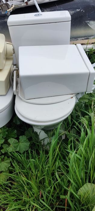 Sanitas, bidés,pia de bancada