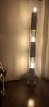 Lampa stojąca do salonu