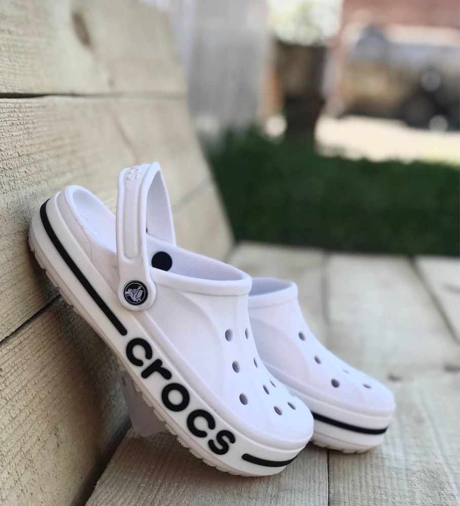 Белые Кроксы для Медиков Чоловічі Жіночі Crocs Bayaband