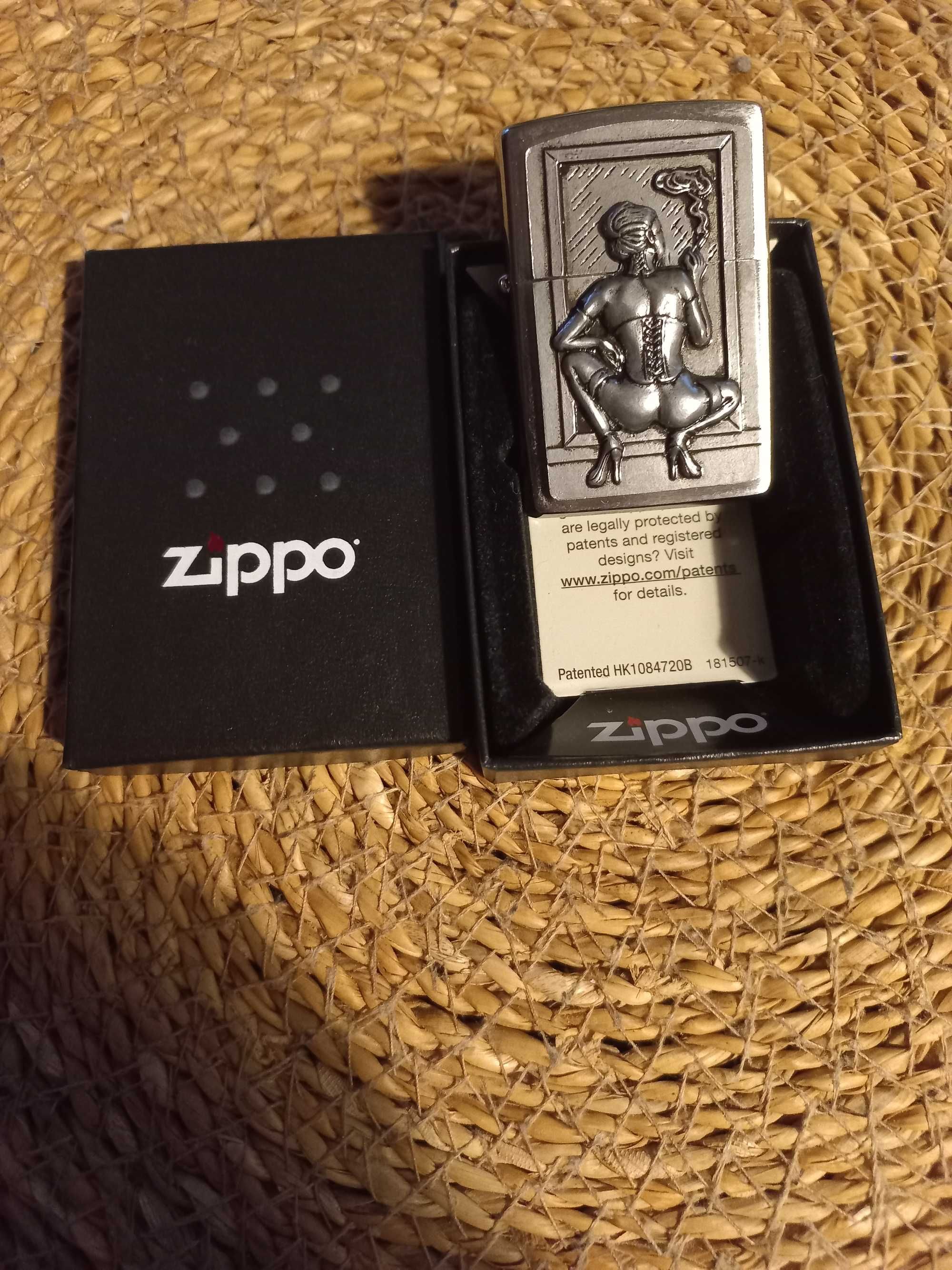 Zippo Smoking Woman- nowa. Polecam!!!