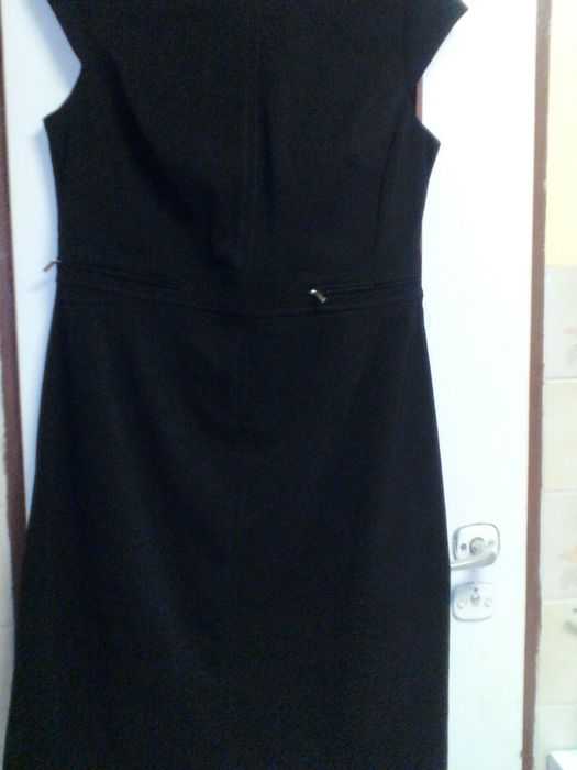 55. Czarna sukienka damska rozmiar 44