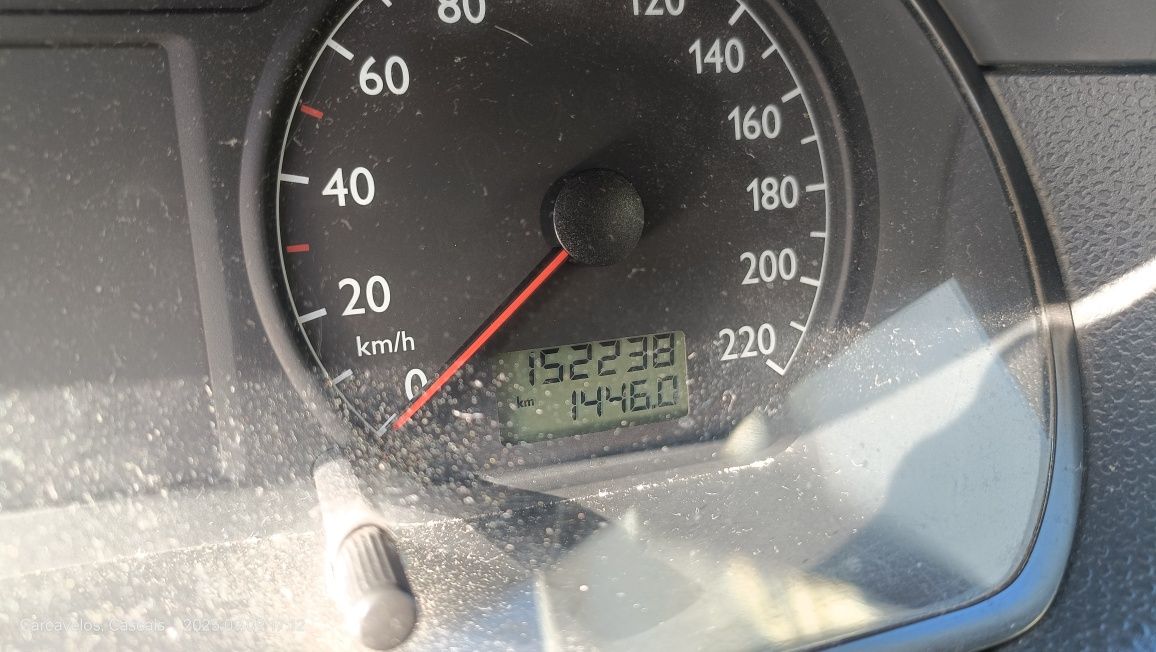 Volkswagen Polo 1.2 a gasolina. 3 cilindros. Muito econômico.