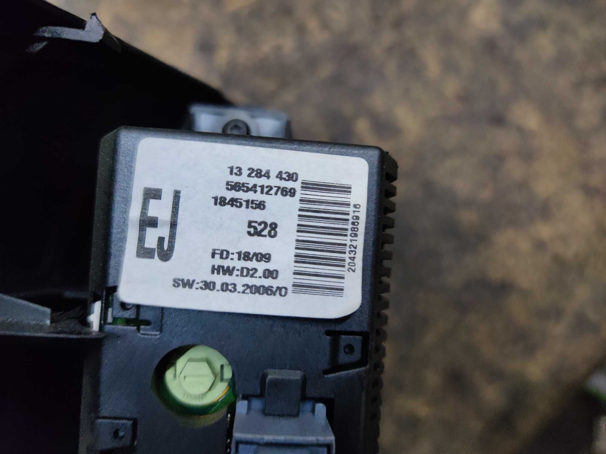 Opel Corsa D Panel Wyświetlacz Zegarek Obudowa
