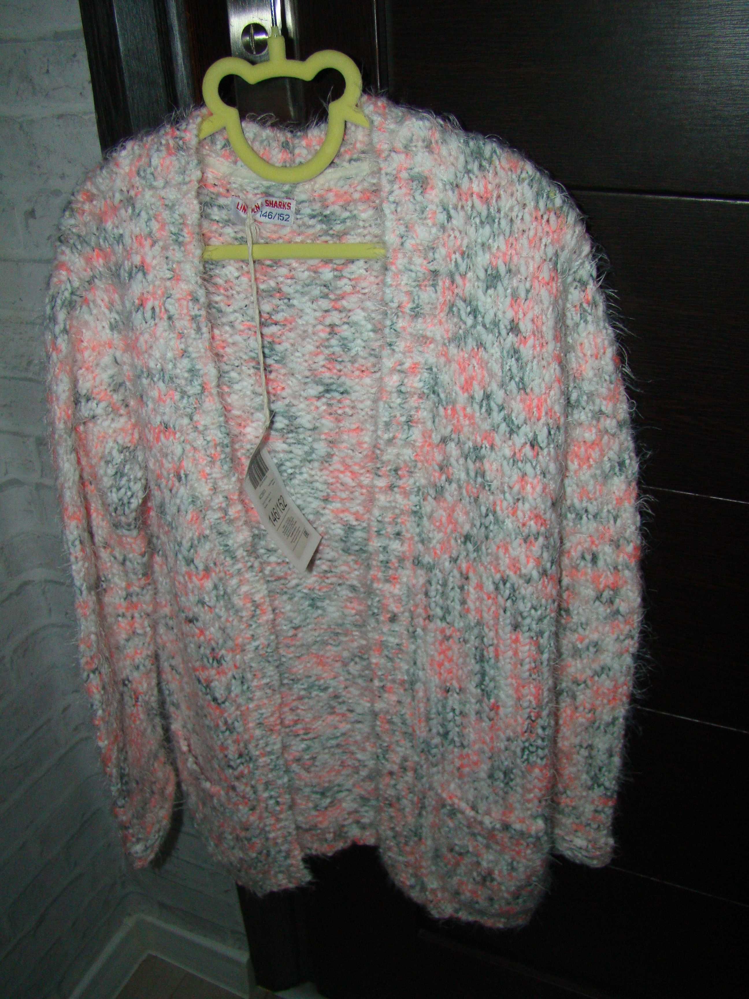 Sweter włochacz 5-10-15 rozmiar 146/152 cm