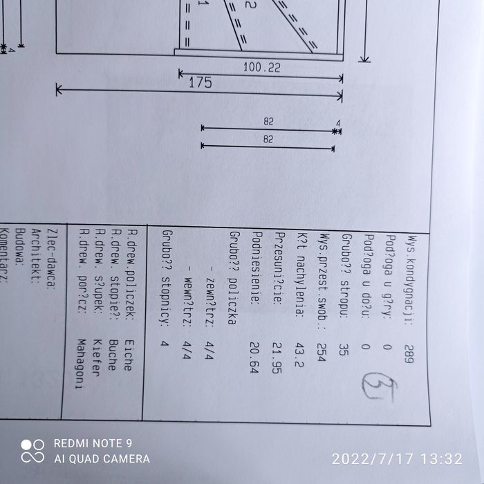 Schody jesionowe jednozabiegowe z podstopniami