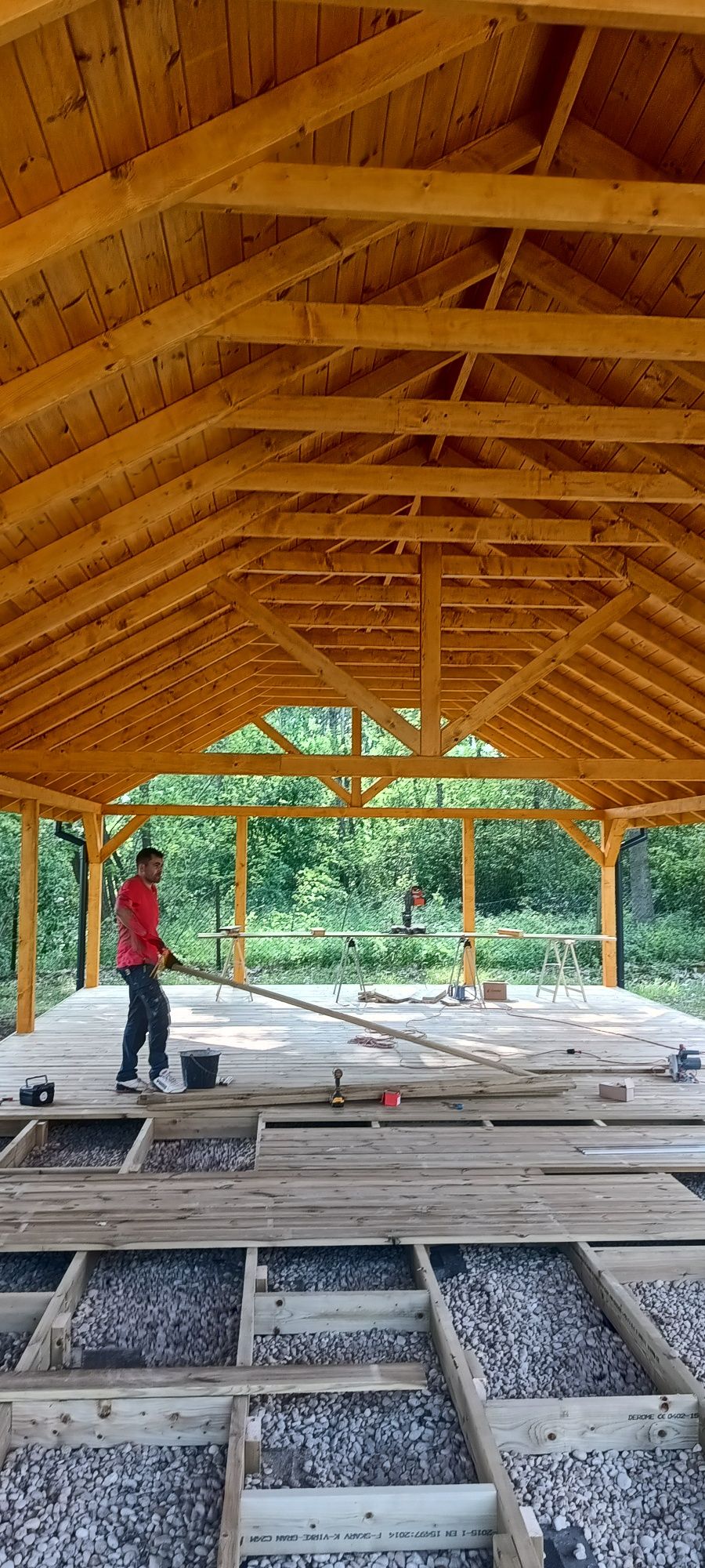 Zadaszenia pod samochód, wiaty, zabudowy