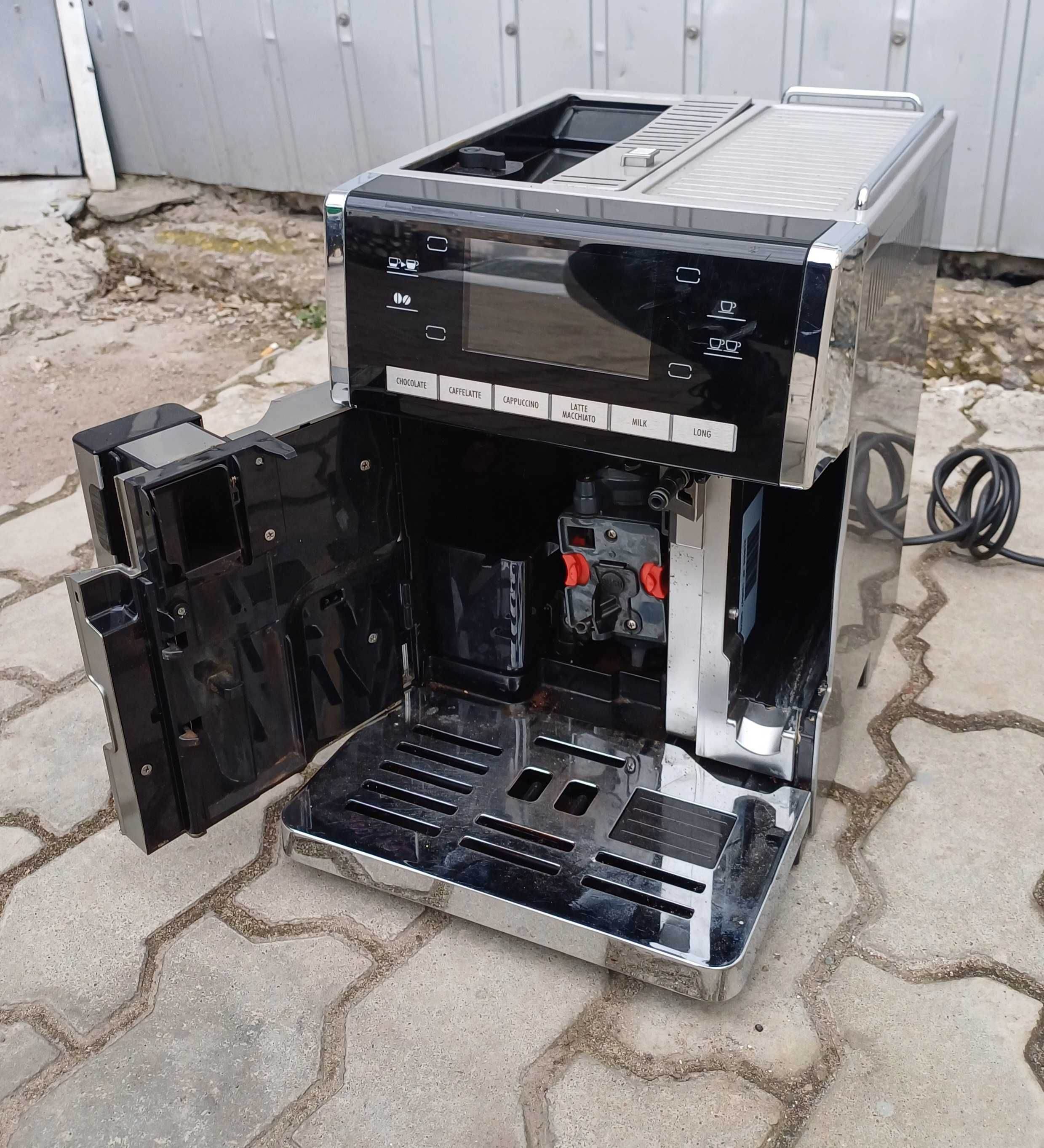 Кавоварка кавомашина DeLonghi ESAM 6900 M PrimaDonna Exclusive