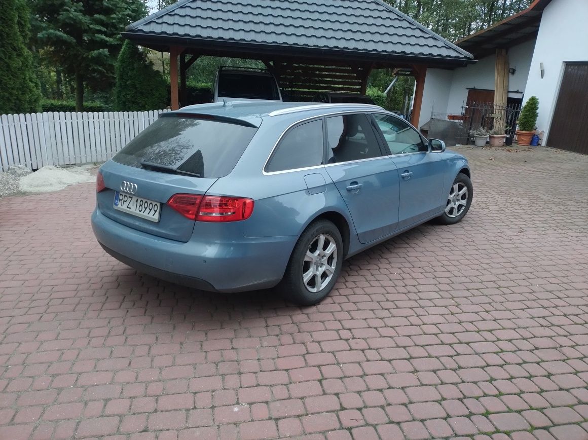 Audi a4 B8 2010rok