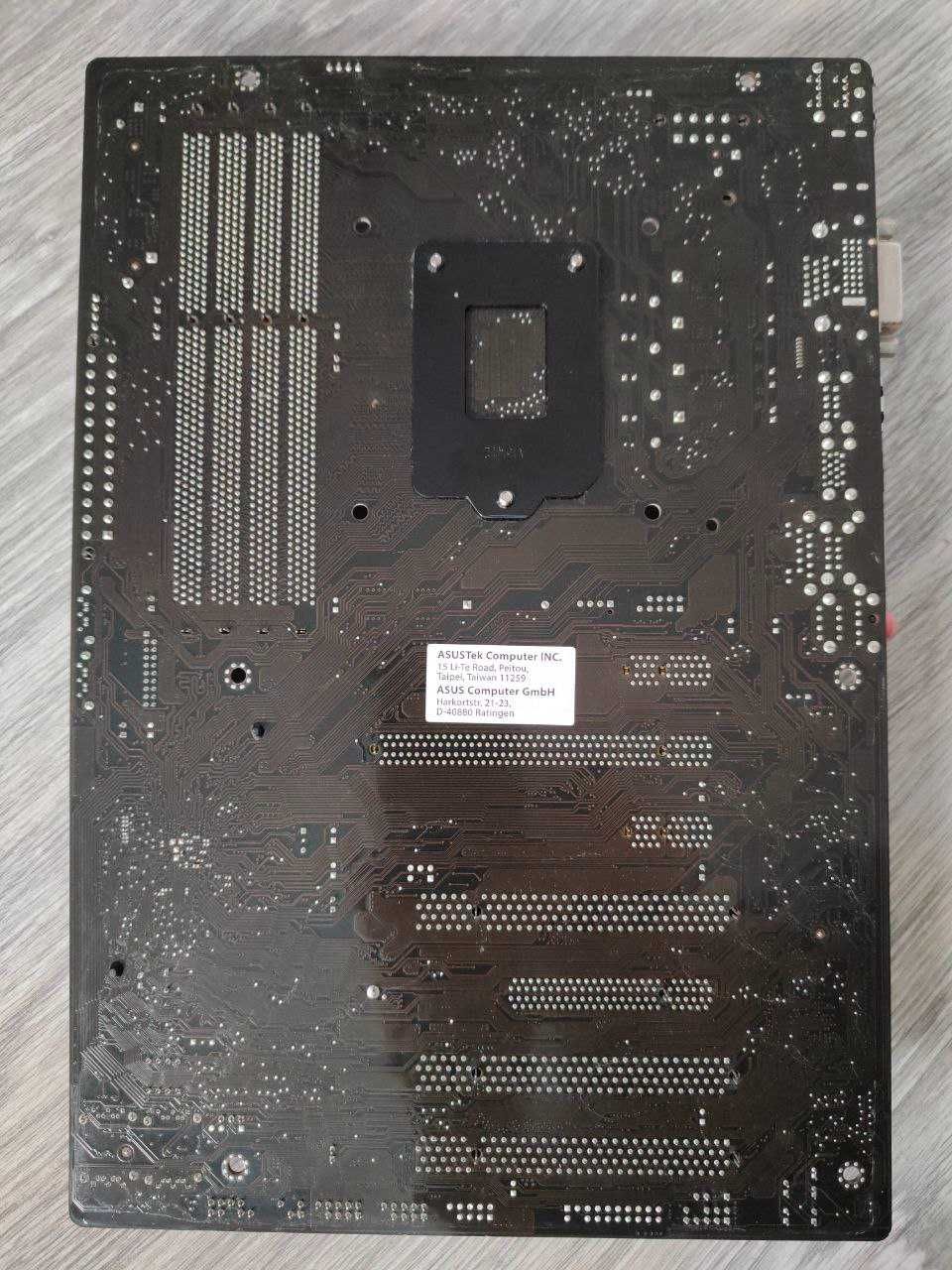 Материнська плата B85 Plus (LGA1150) DDR3
