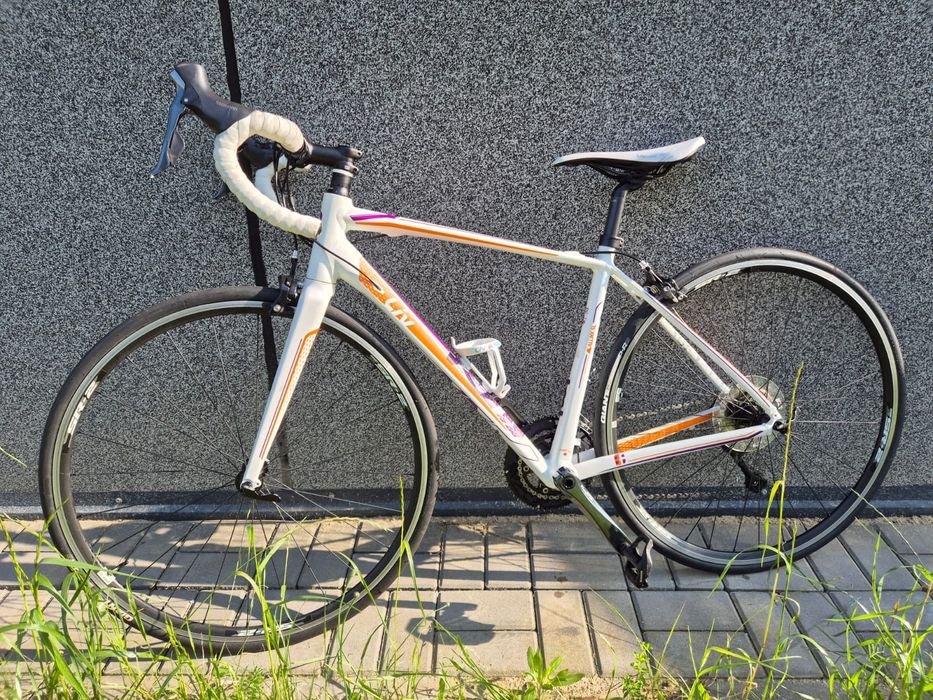 Rower szosowy Giant Avail SL 2 2017 Tiagra rozmiar S damski