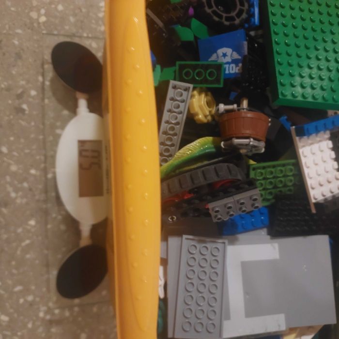 Zestaw klocków lego i innych prawie 5 kg.