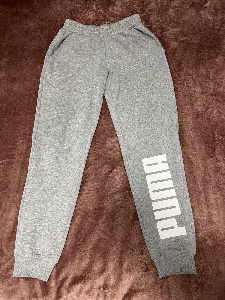 Оригінальні спортивки Puma розмір S