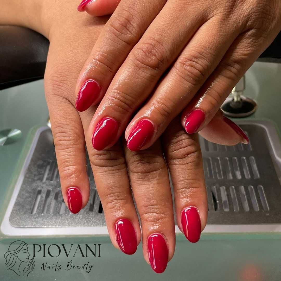 Serviço de Manicure e Pedicure - Unhas de Gel
