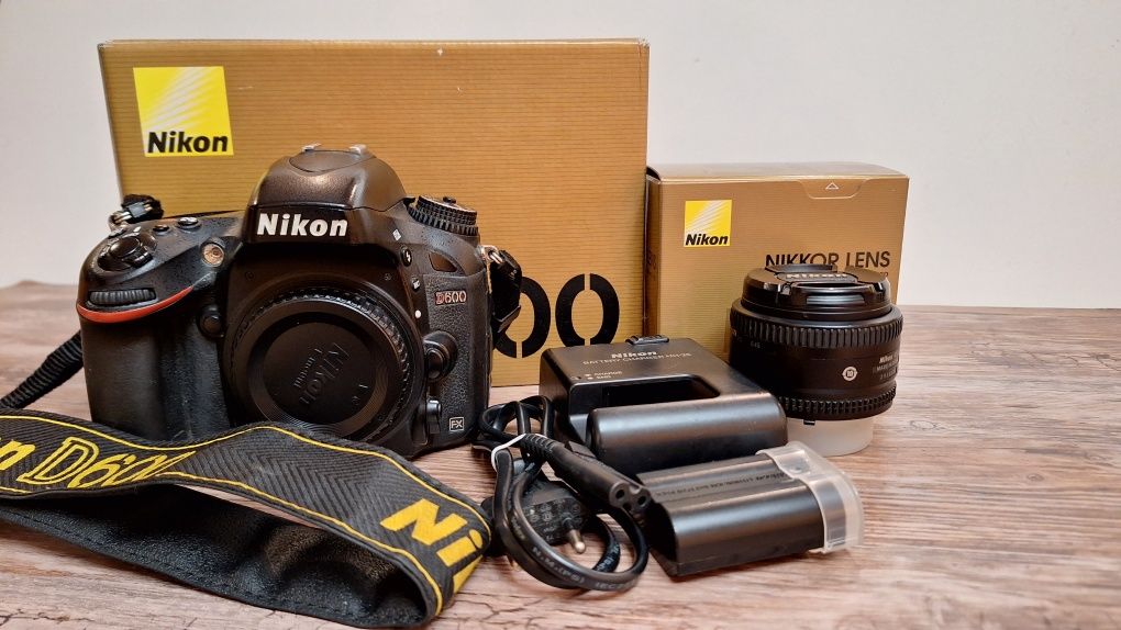 Фотокамера Nikon D600