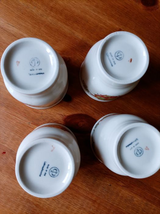 Kubeczki, kompotówki 4szt