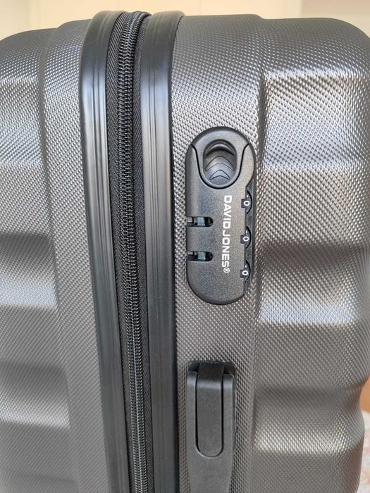 A mala de viagem ideal está aqui! E está à sua espera!