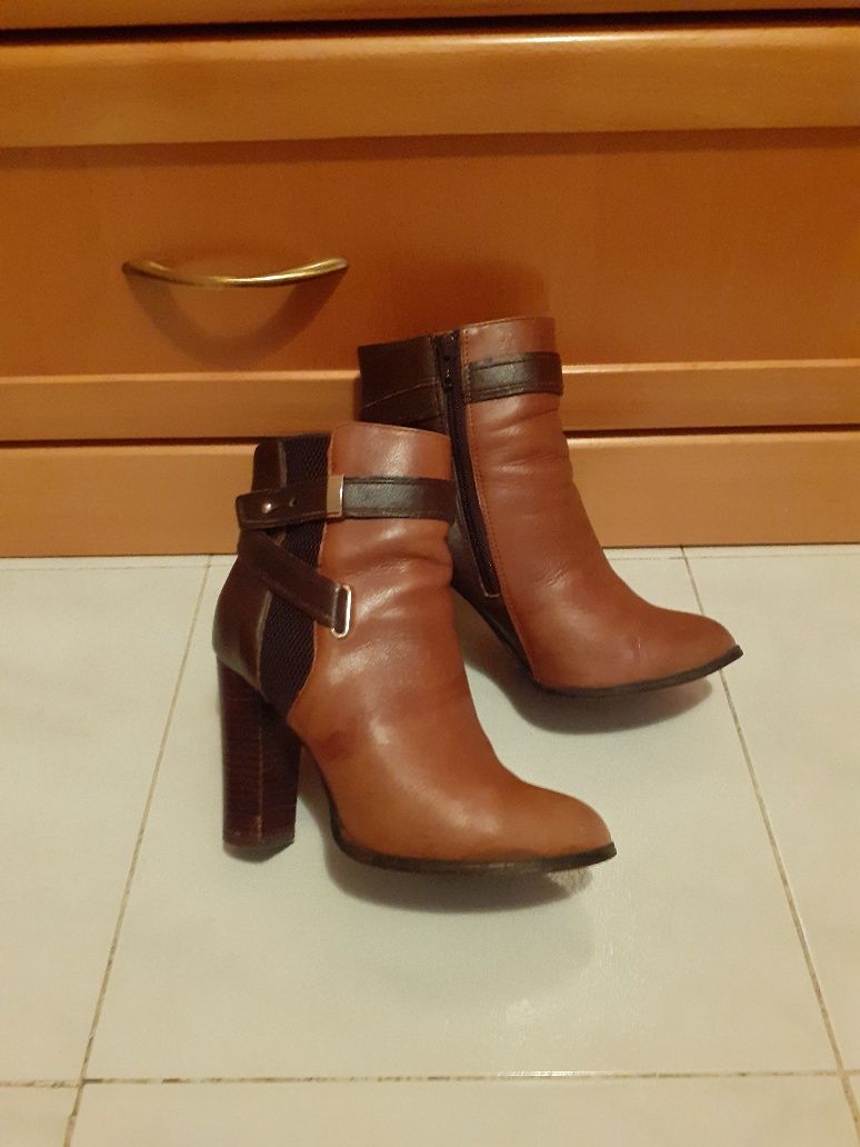 Botas Camel Cano Baixo ( Aldo )