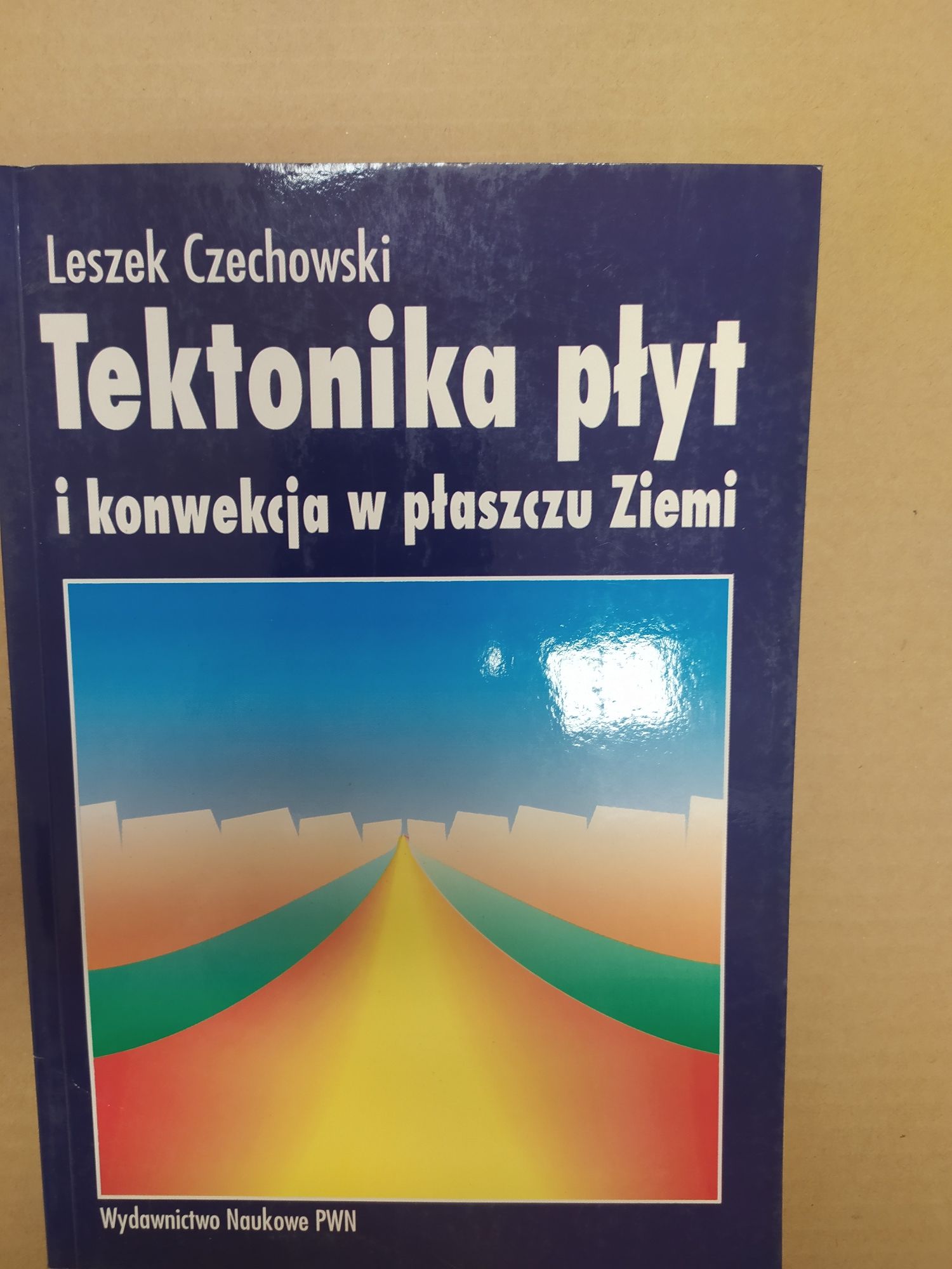 Tektonika płyt i konwekcja w płaszczu Ziemi. Leszek Czechowski