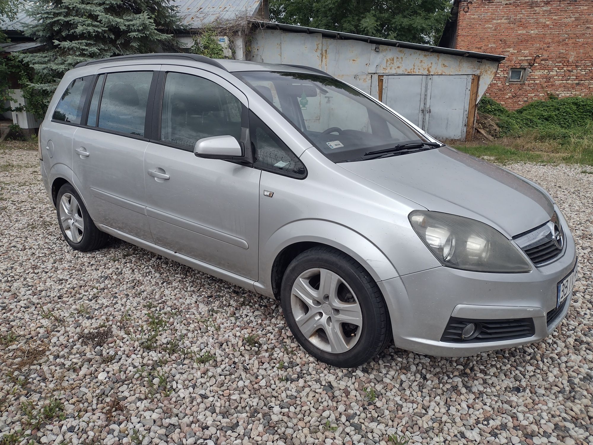 Opel Zafira B 1.8 Benzyna 2006 Rok 7-osobowa