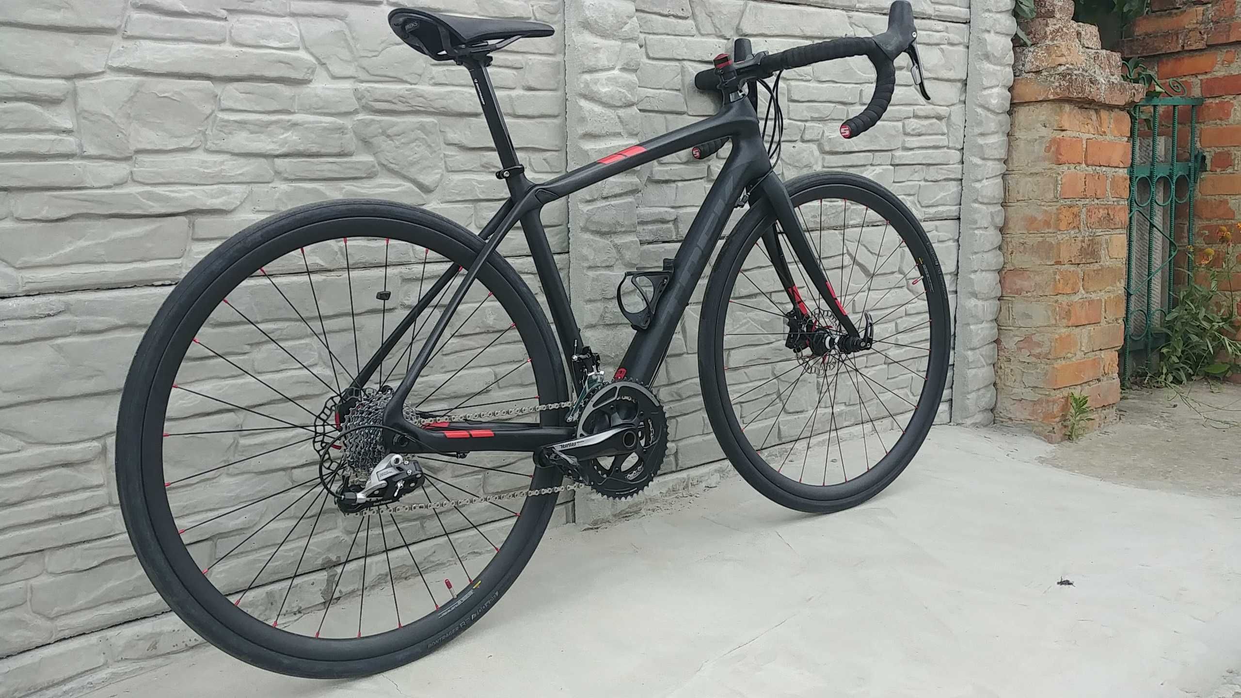 Trek Domane  Disc карбоновый фрейм сет вилсет