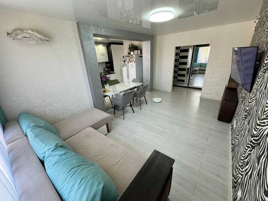 Оренда 3 кімнатної квартири на Подолі!!!