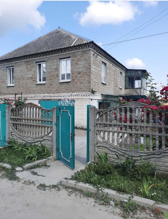 Продам большой крепкий дом в Таромском