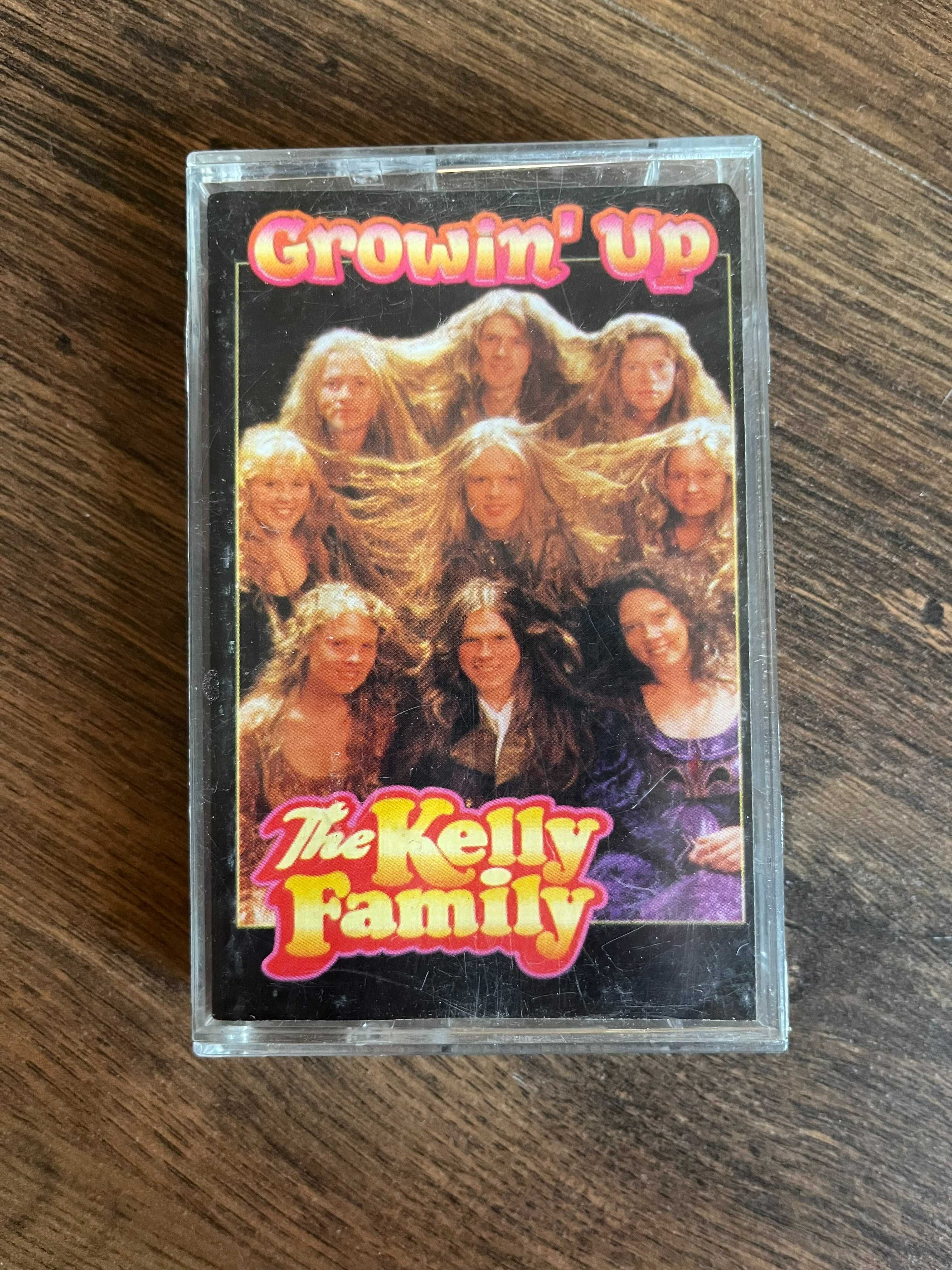 Kaseta magnetofonowa - The Kelly Family Growin' Up