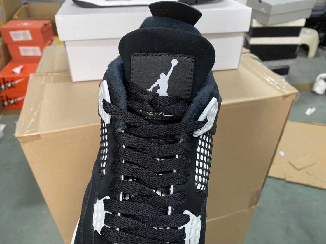 Jordan Air Jordan 4 Retro White Thunder R.43