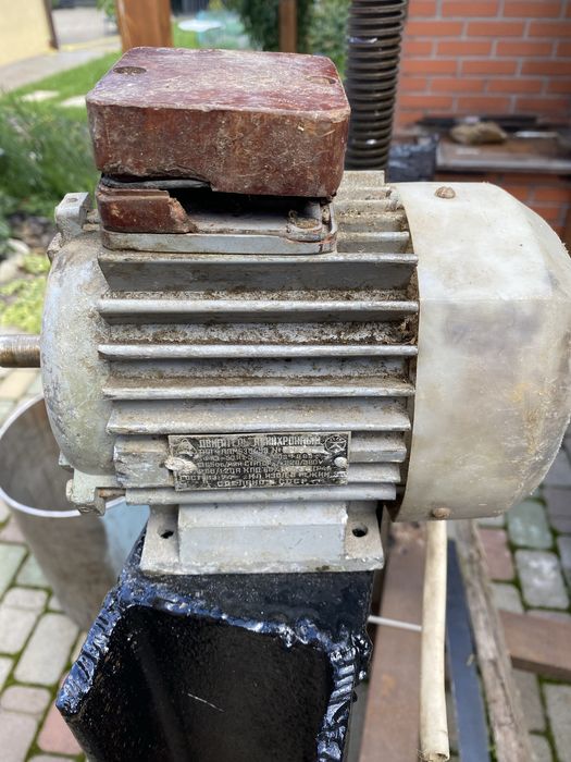 Електродвигун 0,37квт