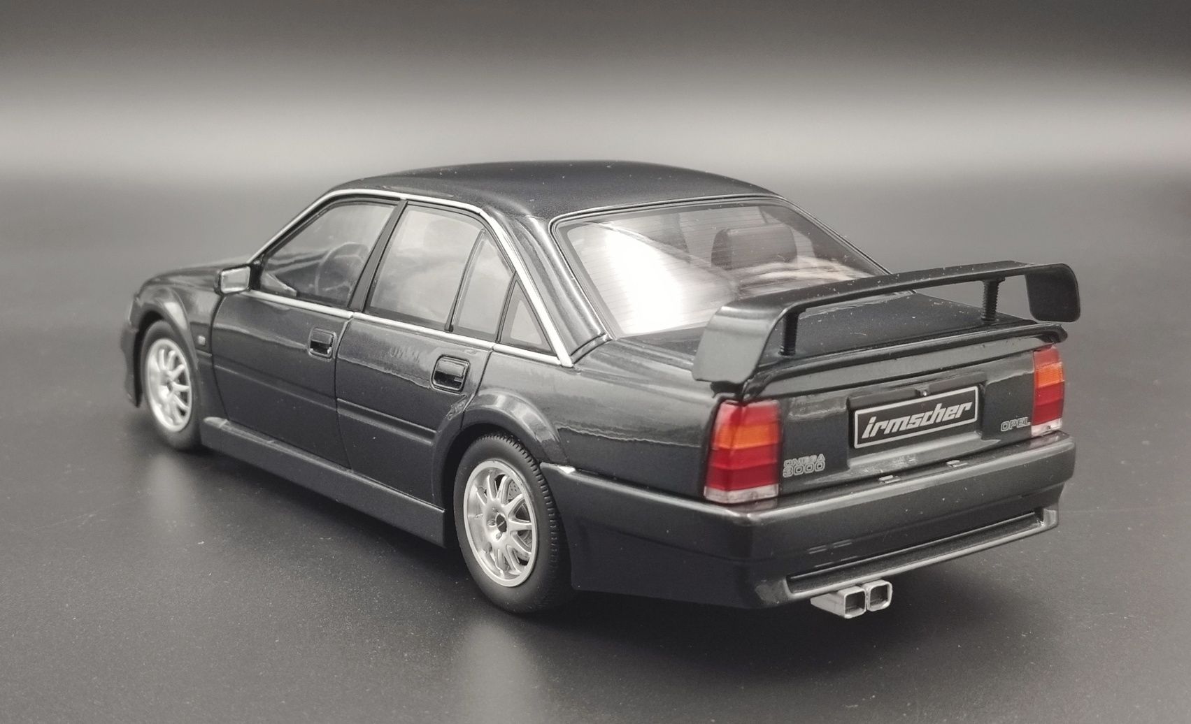 1:18 Solido 1990 Opel Omega Evo 500 Irmscher   Model Nowy