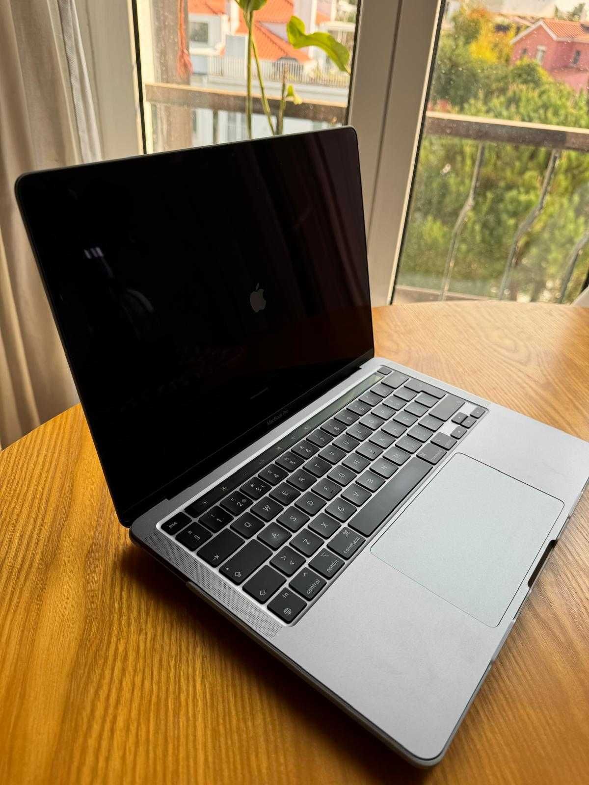 MACBook PRO Apple 13-13.9''