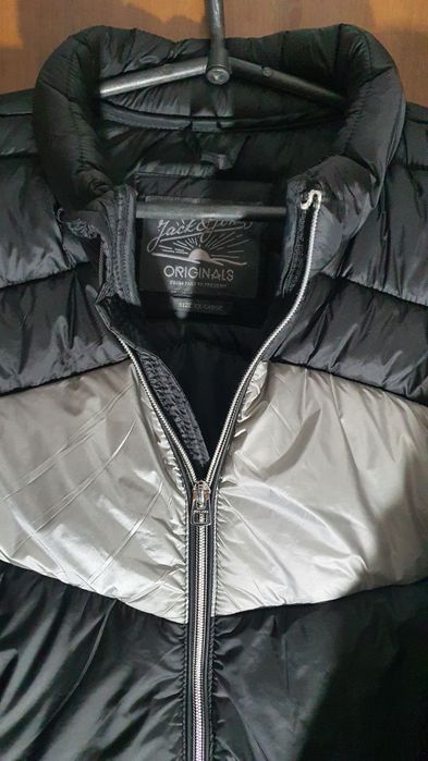 Чоловіча куртка Jack Jones.