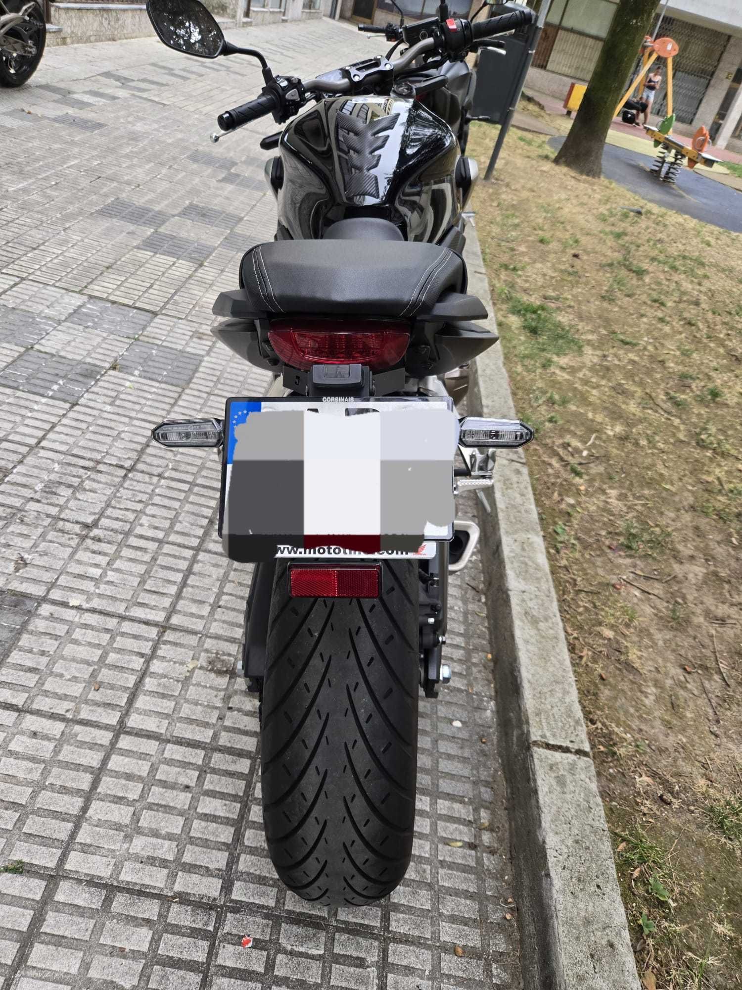 Vendo HOnda CB650R 2020