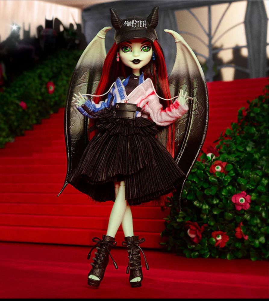 Монстер Хай Off-White Monster High Raven Rhapsody