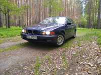 Ładne i utrzymane BMW 520i E39.