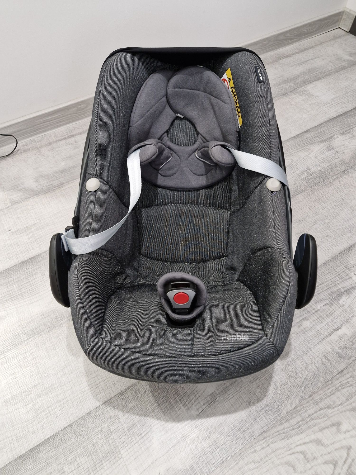 Продам автокрісло Maxi Cosi 0-13 кг