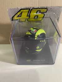 Miniaturas 1/5 Capacetes Valentino Rossi com caixa acrilica