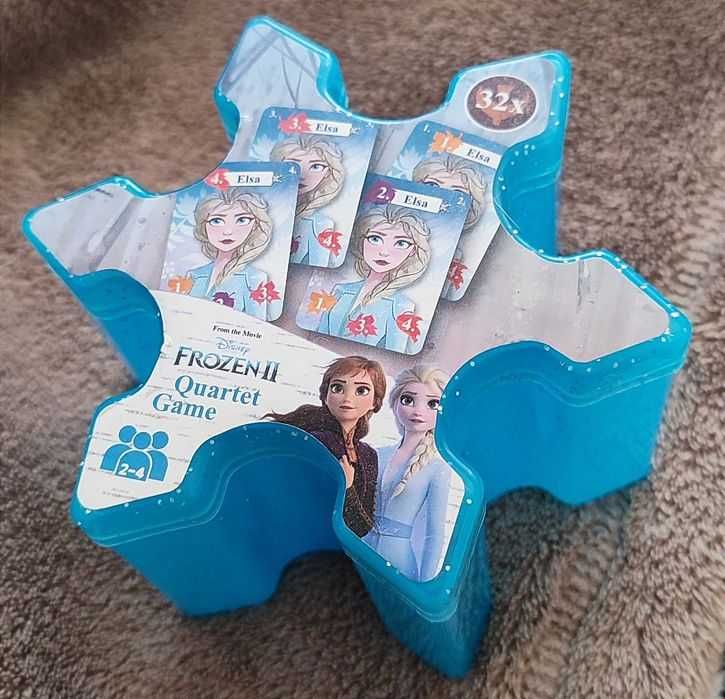 Zestaw książek, puzzli i gier dla 4 latka
