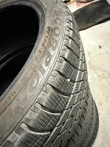 Pirelli Scorpion Winter 295/35/21